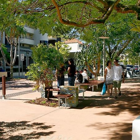Low Tide On Noosa Sound - Pet Friendly Экстерьер фото